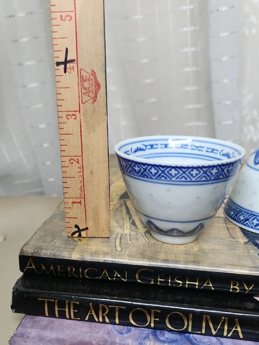 Set of 3 vintage Jingdezhen porcelain tea cups Blue and White